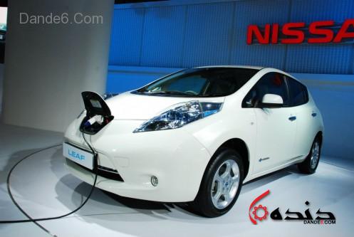 Nissan-Leaf-100-percent-Electric-Car