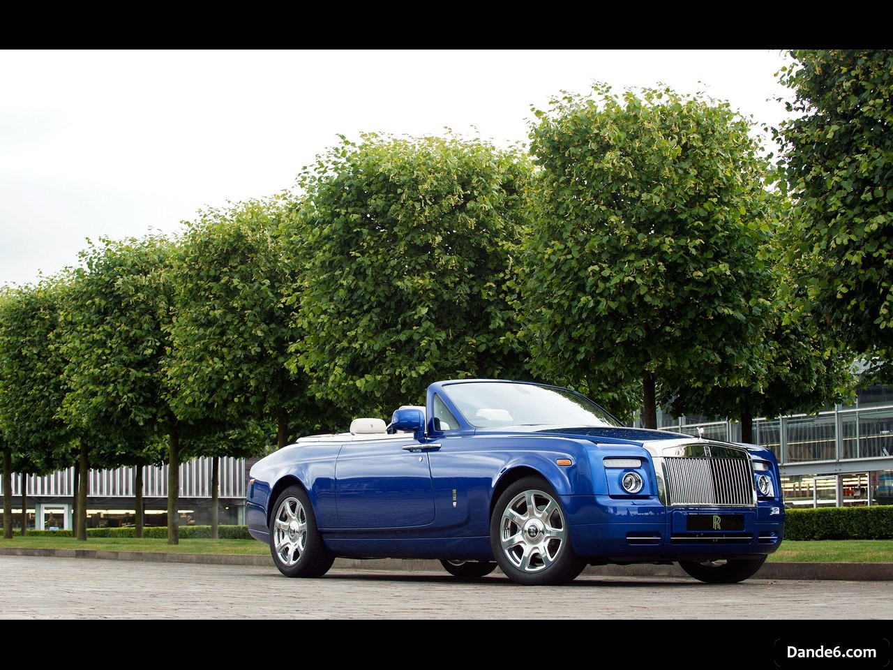 2011 Rolls-Royce Phantom Bespoke Drophead Coupe