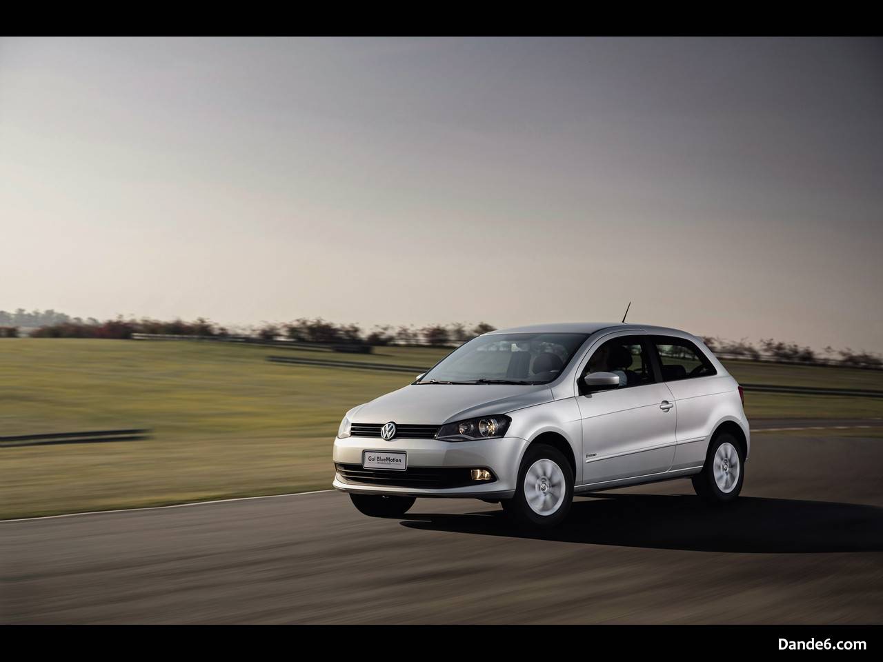 2013 Volkswagen Gol 2-Door