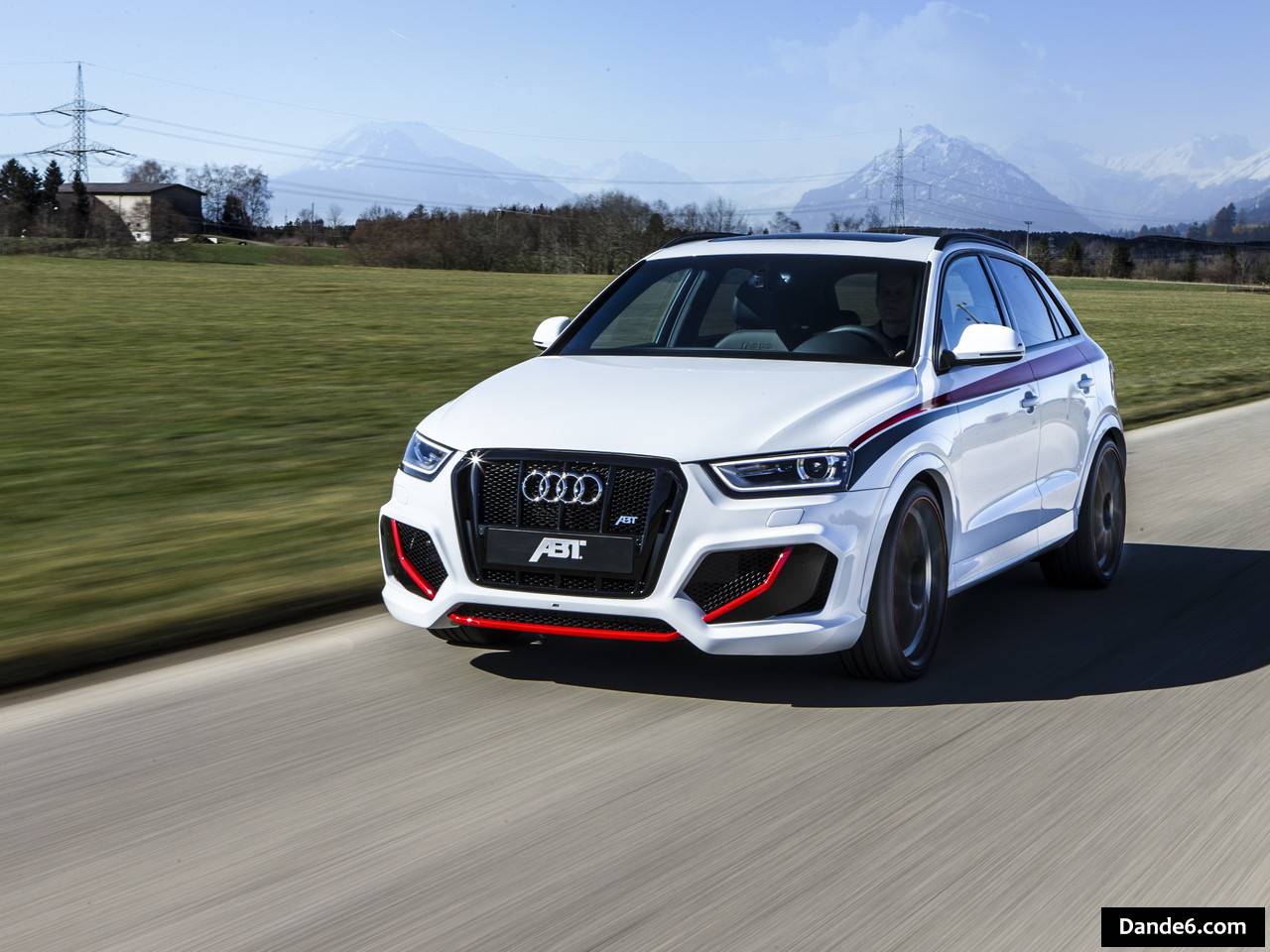 2015 ABT Audi RS Q3