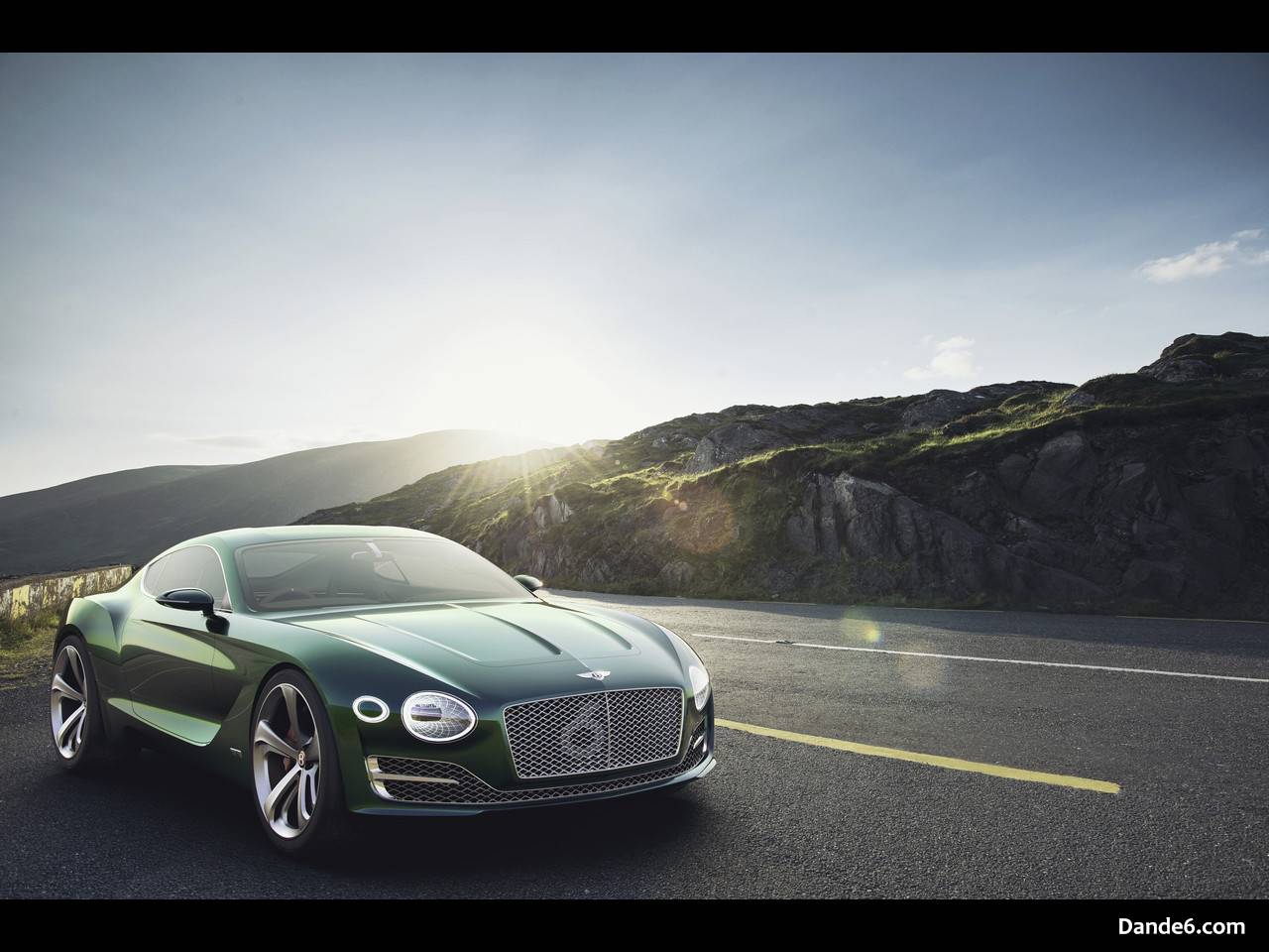 2015 Bentley EXP 10 Speed 6 Concept