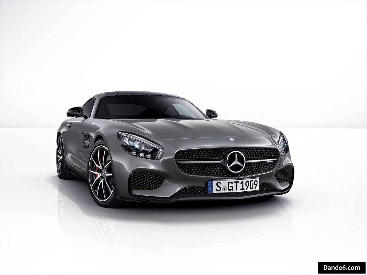 2016 Mercedes-AMG GT S Edition 1