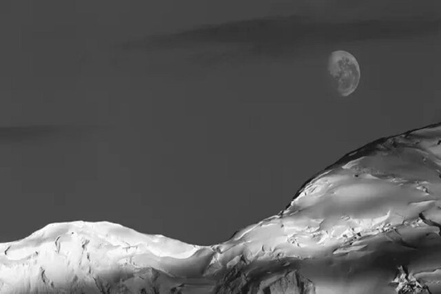 آیا قطب جنوب می‌تواند نسخه کوچکی از ماه باشد؟