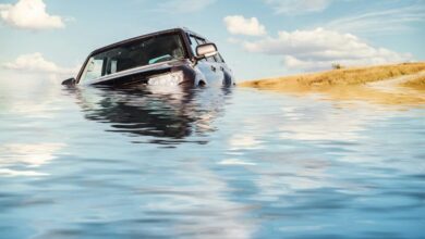 چگونه از خودروی در حال غرق شدن نجات پیدا کنیم؟